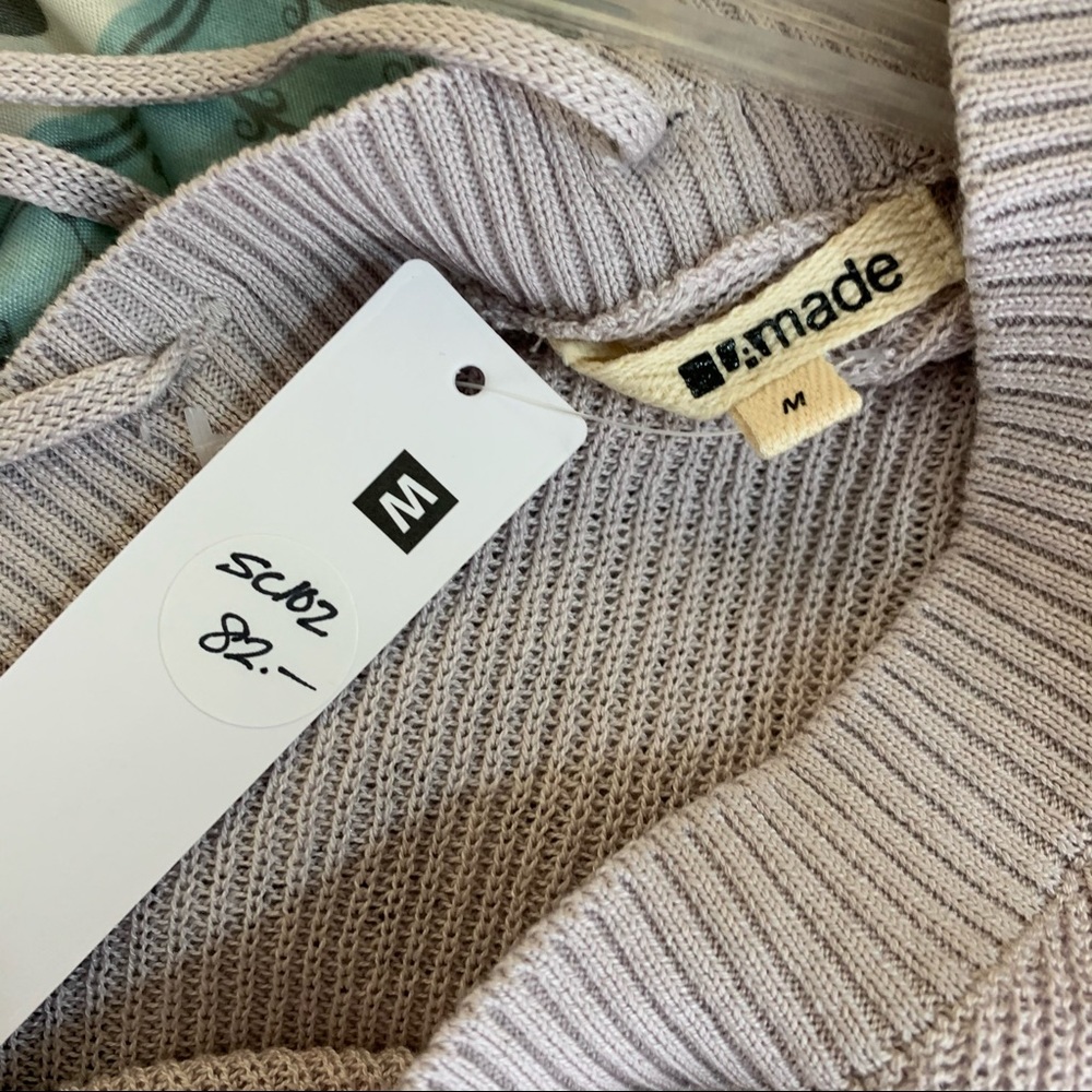 LA Made 3/4 Sleeve Deep V Tie Back Knit Top - Picture 7 of 8